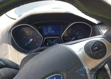 2013 Ford Focus Se z USA, uszkodzony, nr VIN 1FADP3F25DL114125